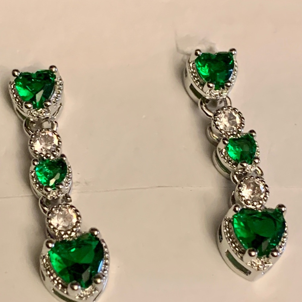 Earrings Sterling Silver 925 with Green hearts stones Zirconia Cz New Jewelry